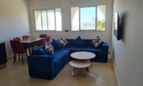 Appartement confortable avec vue sur la baie de Tanger et detroit de Gibraltar,situé en face de Mnar de Tanger ,Nouinouich, Residence avec piscine collective